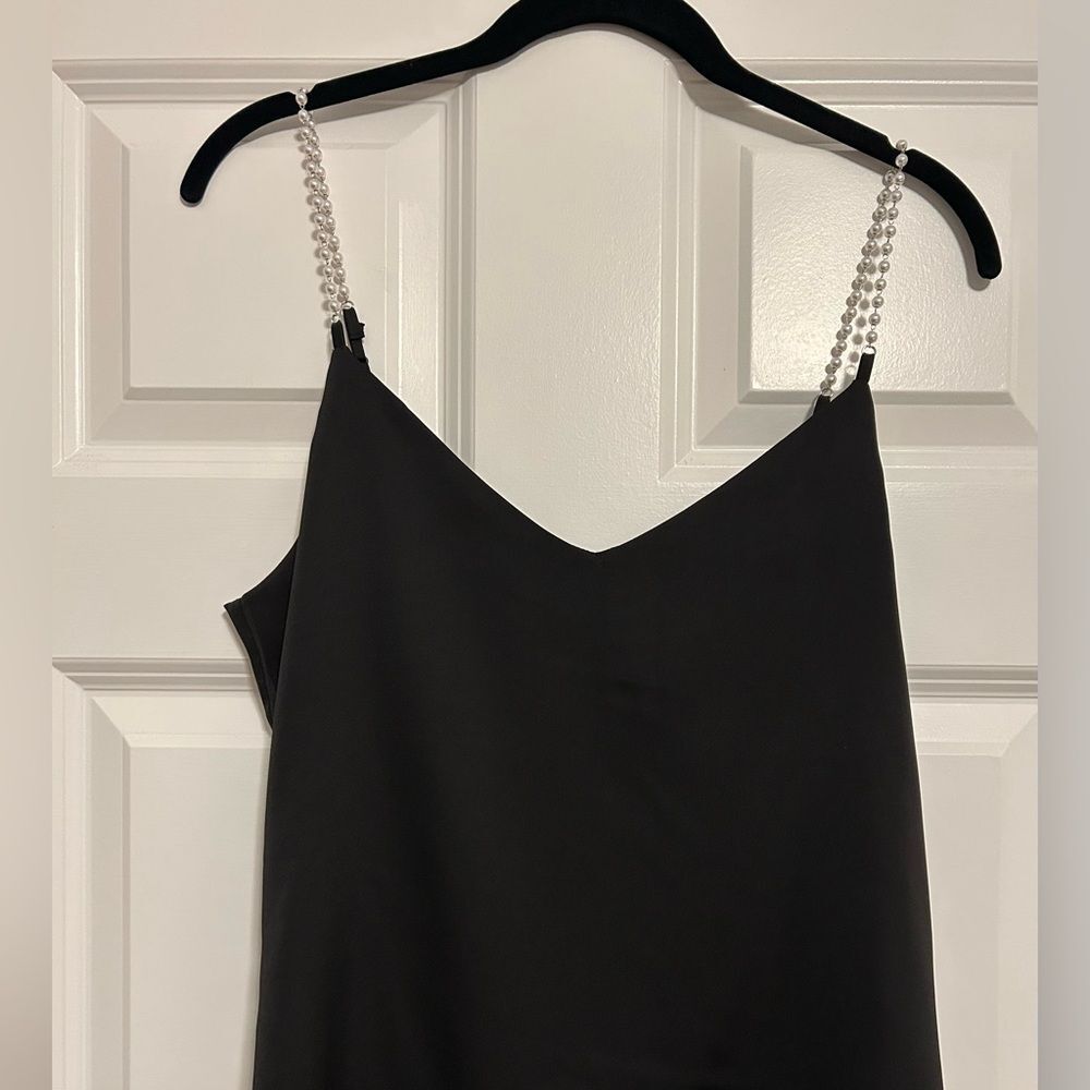 Rachel Zoe Black Camisole Size Medium Pearl Straps Tank Top Satin
